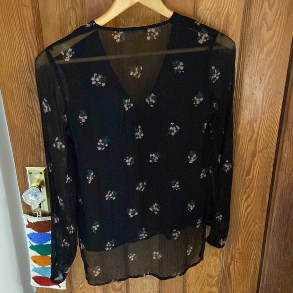 Zara Blouse - Picture 3 of 4